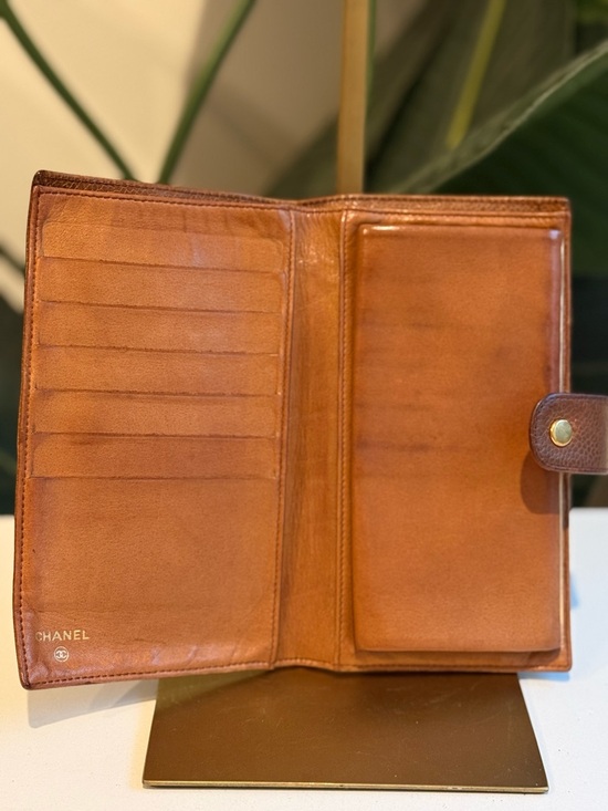 Chanel Caviar Brown Leather Wallet’ - Picture 4 of 7